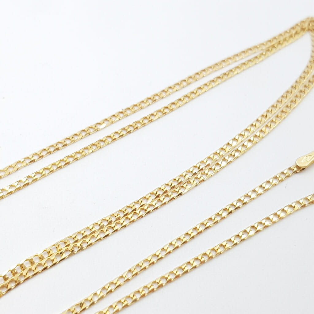 9ct Yellow Gold Curb Link Chain / Necklace 50cm Italy #60154 9ct Yellow Gold Curb Link Chain / Necklace 50cm Italy #60154 - Image 3