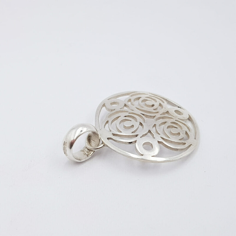 Silver Round Roses Pendant 40mm #59095