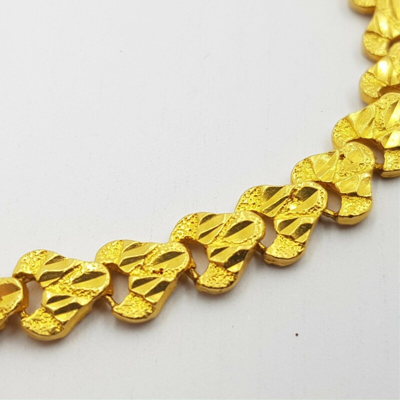 23ct Yellow Gold Bracelet 98% 16.8grams 18cm long #52159