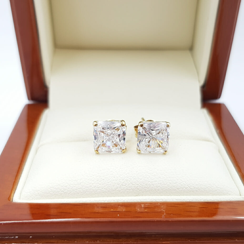 10ct Yellow Gold Princess Cut CZ Stud Earrings #60390 10ct Yellow Gold Princess Cut CZ Stud Earrings #60390 - Image 12