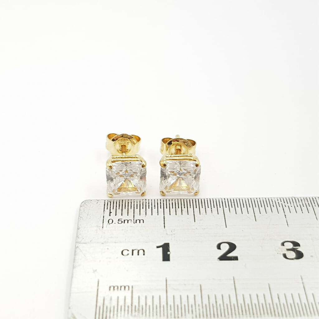 10ct Yellow Gold Princess Cut CZ Stud Earrings #60390 10ct Yellow Gold Princess Cut CZ Stud Earrings #60390 - Image 8