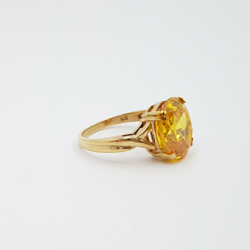 9ct Yellow Gold Yellow Paste Stone Cocktail Ring Size O 1/2 #58069