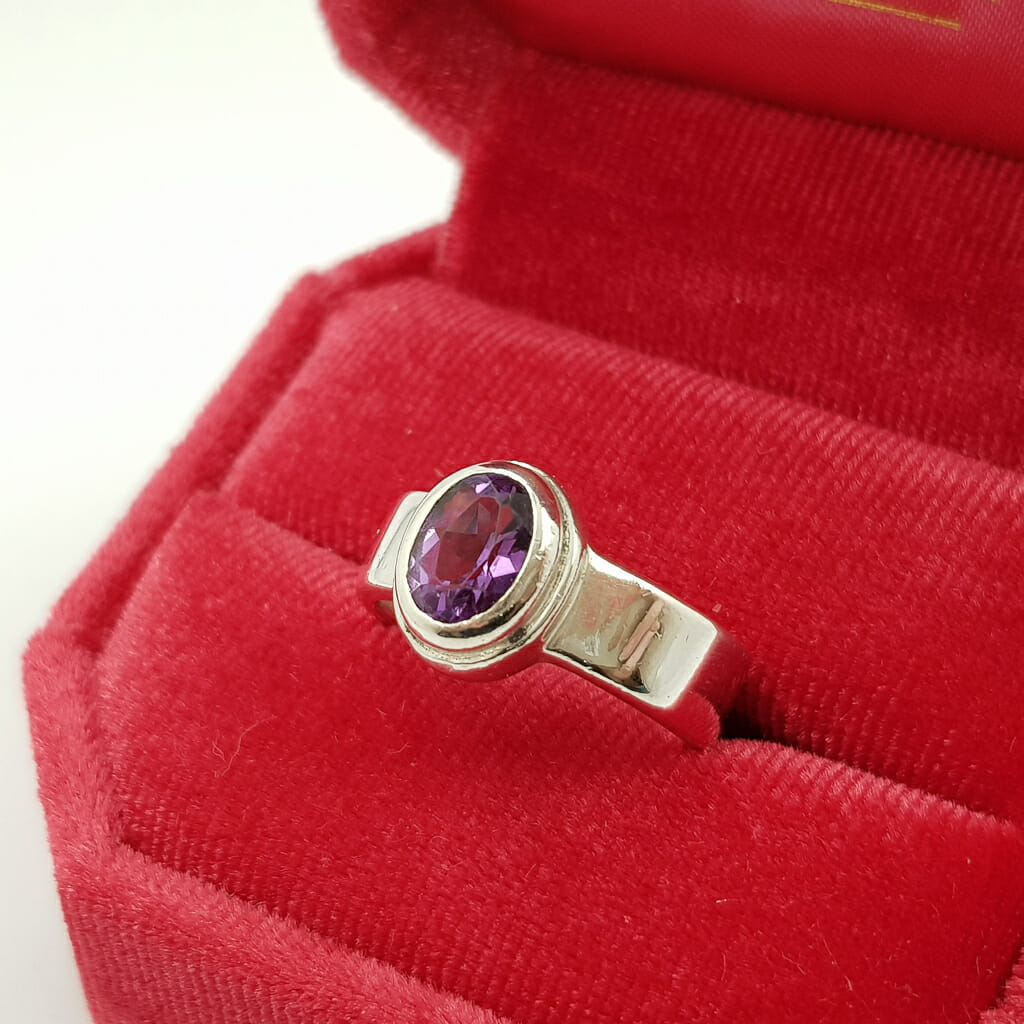 Sterling Silver Oval Amethyst Ring Size N 925 #60264 Sterling Silver Oval Amethyst Ring Size N 925 #60264 - Image 8