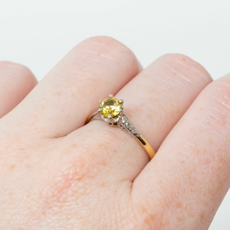 18ct Yellow Gold Yellow Sapphire Diamond Ring Size M 1/2  Val $1500 #60964