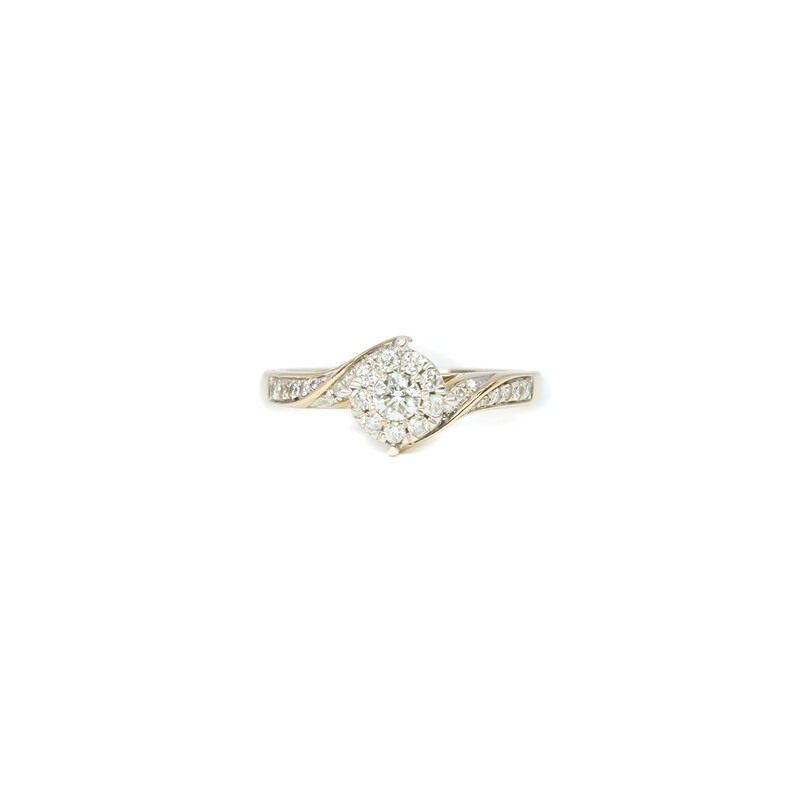 9ct Yellow Gold 0.53ct TW Diamond Cluster Ring Size S Val $2250 #58316