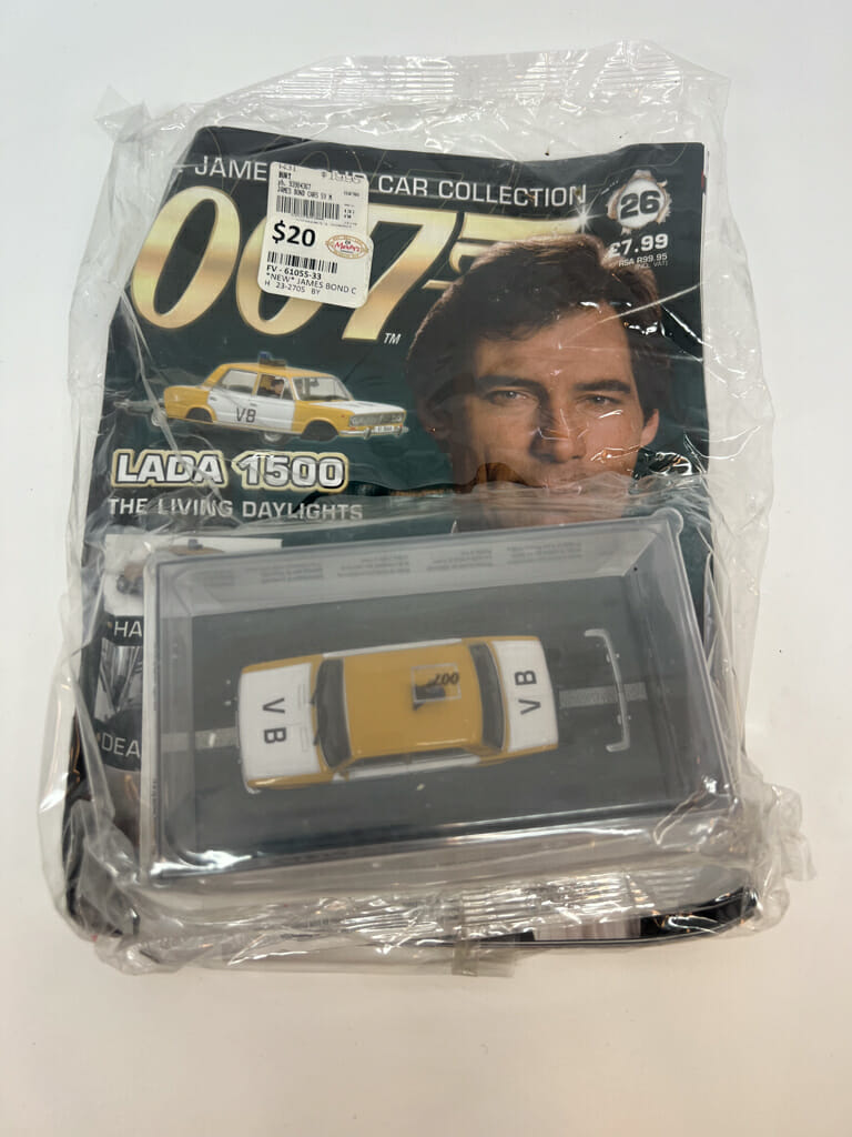*new* James Bond Car Collection 007 Car + Magazine #26 Lada 1500 #61055-33