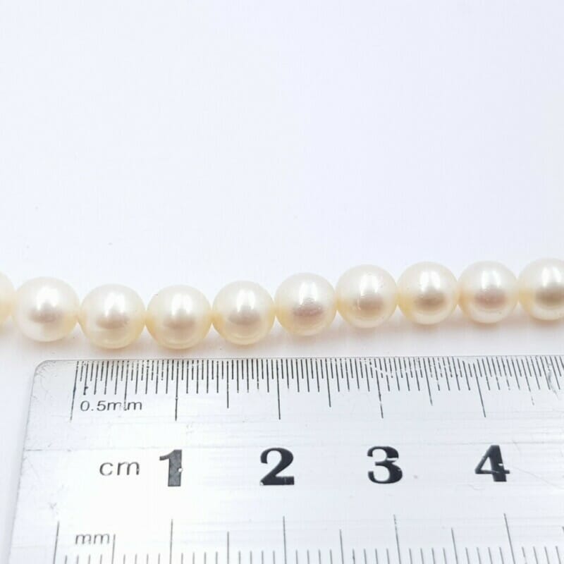 18ct Gold Akoya Cultured Pearl Necklace Val $2050 43cm #52671