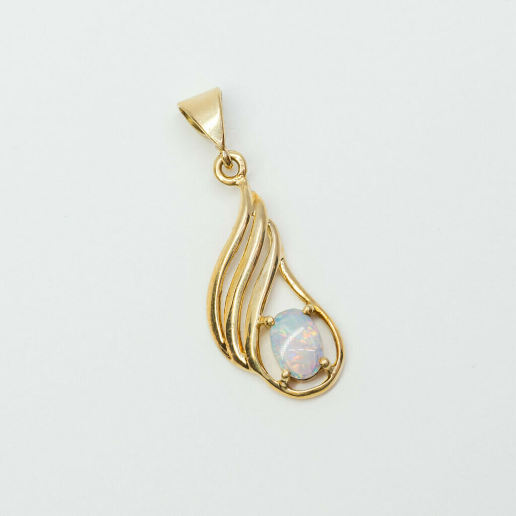18ct Yellow Gold Opal Drop Pendant #61031 18ct Yellow Gold Opal Drop Pendant #61031 - Image 2
