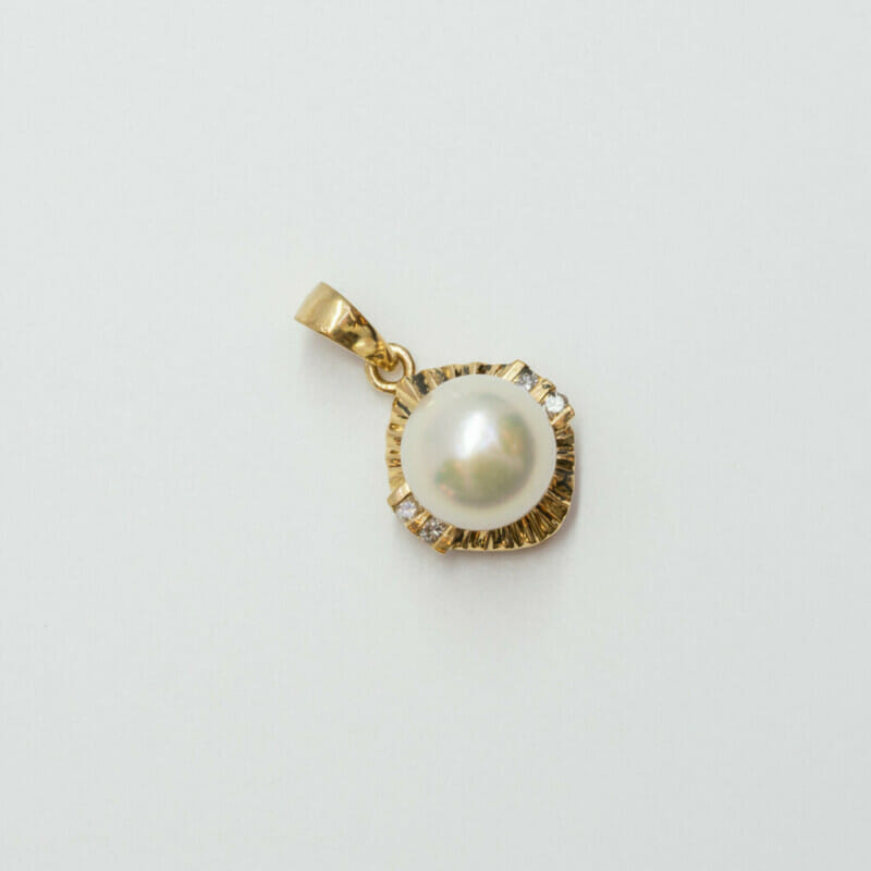 18ct Yellow Gold Pearl & Diamond Pendant #61036