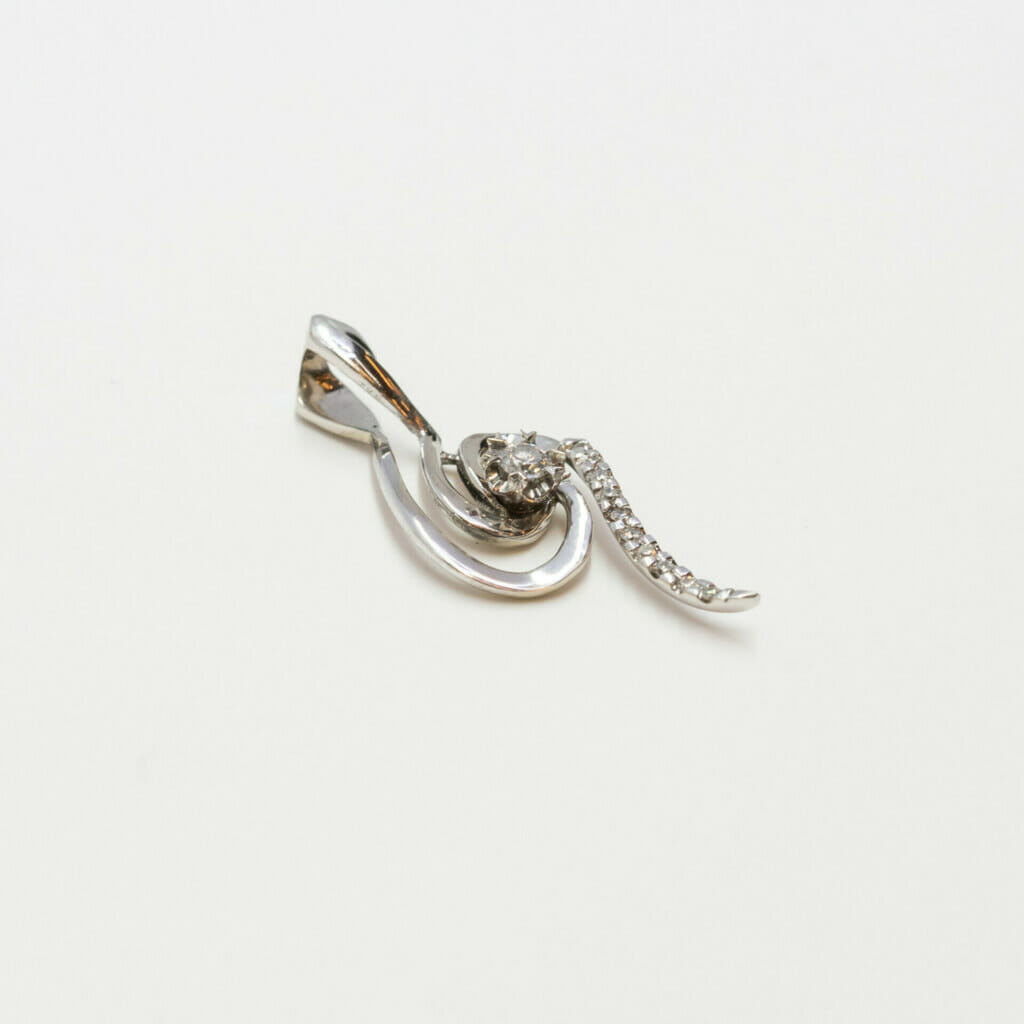 18ct White Gold Diamond Drop Pendant #12160 18ct White Gold Diamond Drop Pendant #12160 - Image 7