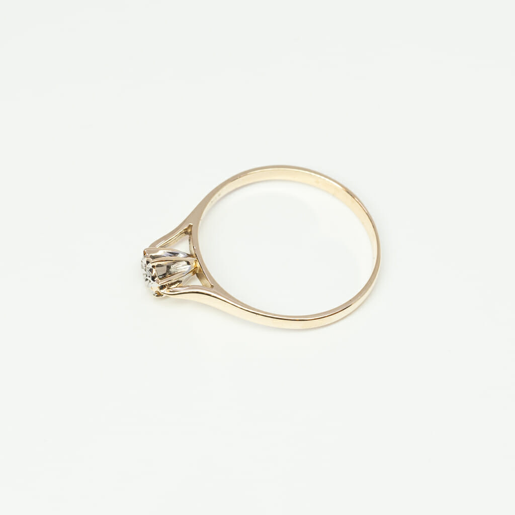 9ct Yellow Gold Diamond Solitaire Illusion Setting Ring Size O 375 #4533-1 9ct Yellow Gold Diamond Solitaire Illusion Setting Ring Size O 375 #4533-1 - Image 4