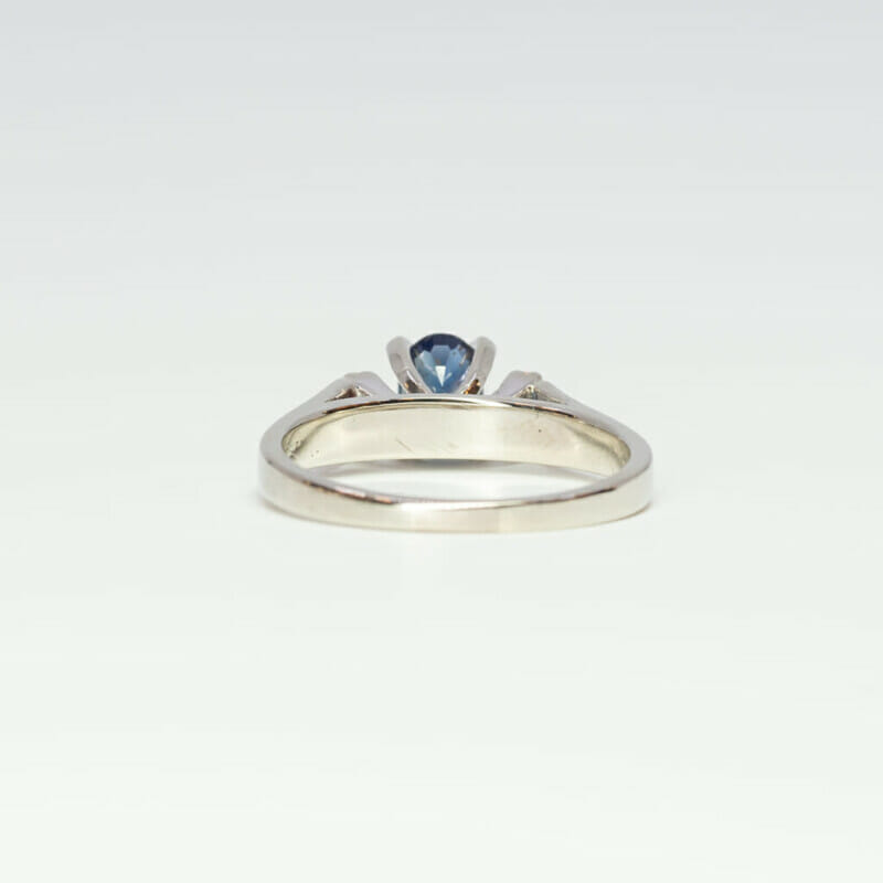 18ct White Gold Oval Sapphire & Diamond Ring Size N #4863