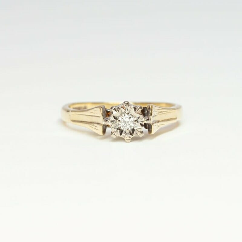 Vintage 18ct Yellow Gold Diamond Solitaire Ring Size M #2274-1