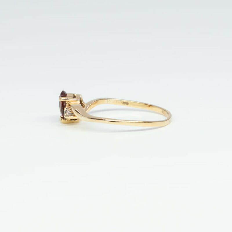 9ct Yellow Gold Pear Cut Garnet & Diamond Ring Size P #6530-4