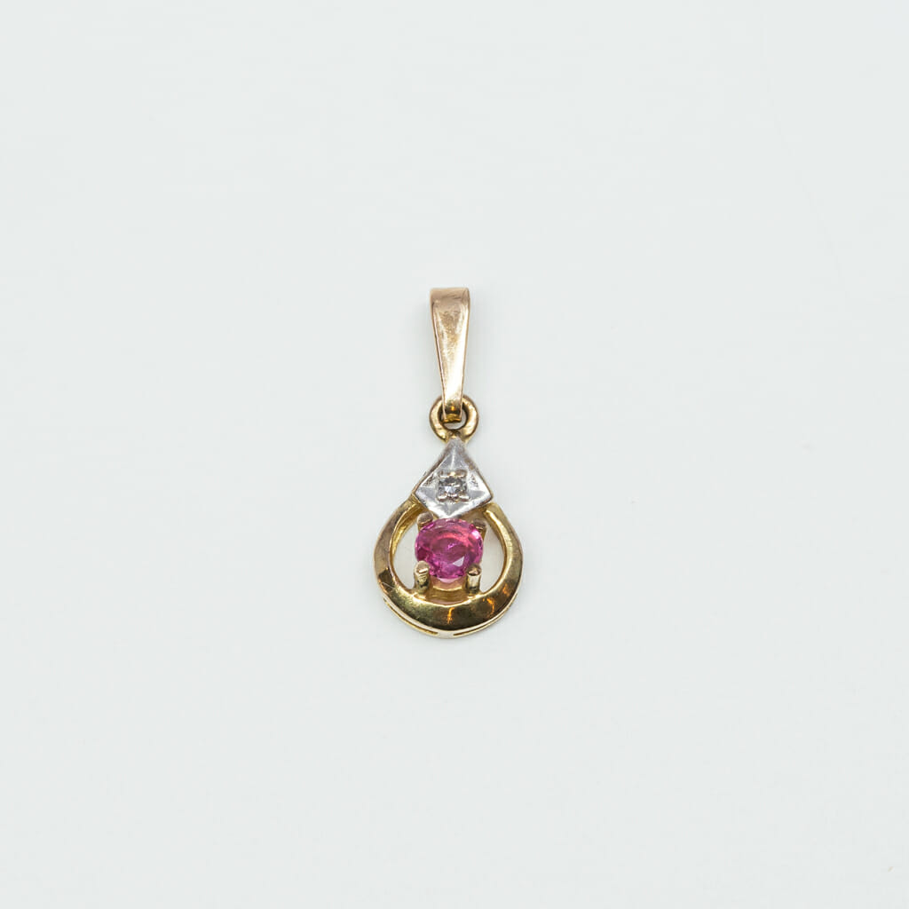9ct Yellow Gold Ruby & Diamond Drop Pendant #5703-8 9ct Yellow Gold Ruby & Diamond Drop Pendant #5703-8