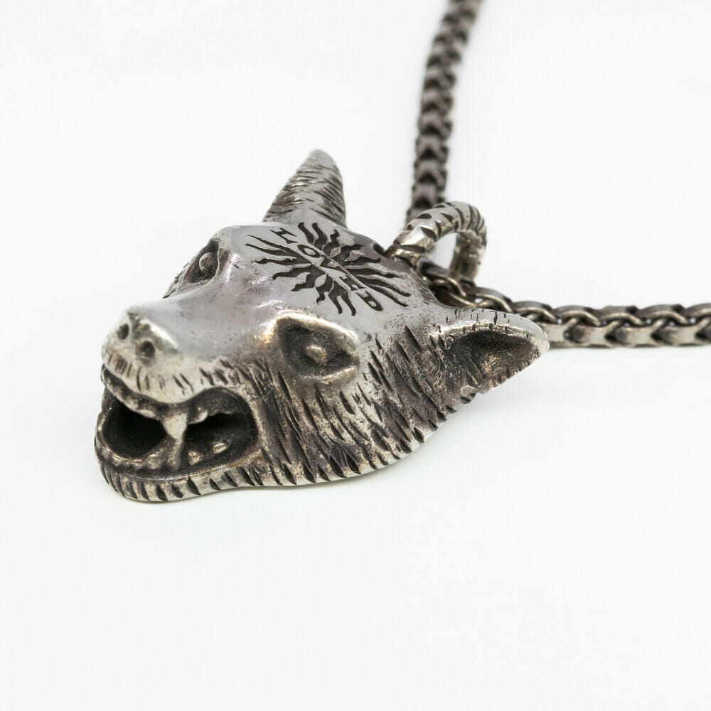 Gucci wolf deals chain