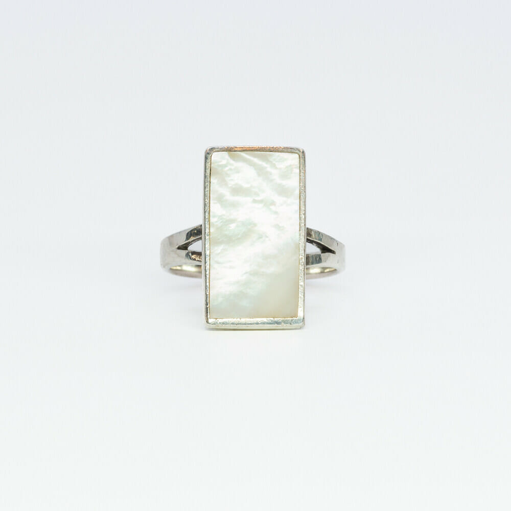 Sterling Silver Mother of Pearl Rectangle Ring Size R #61255-10