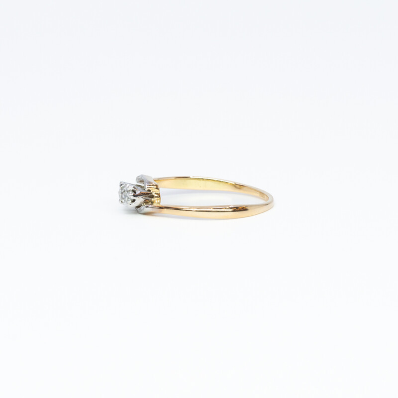 Vintage 18ct Yellow Gold Trilogy Diamond Ring Size M #58909