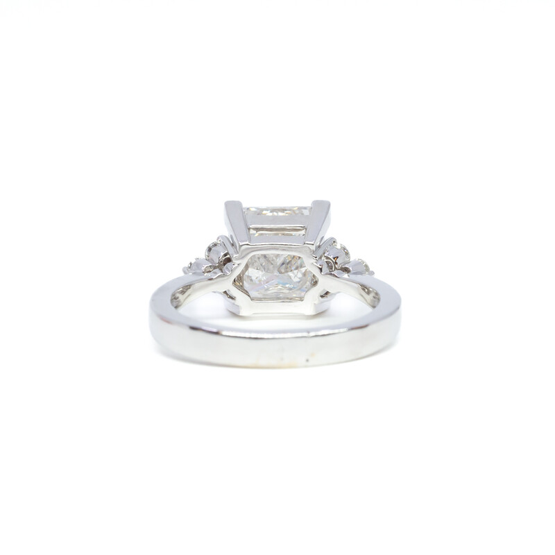 18ct White Gold 3.2ct Princess Cut Diamond (+ 0.21ct) Ring Val $20,000 #59840