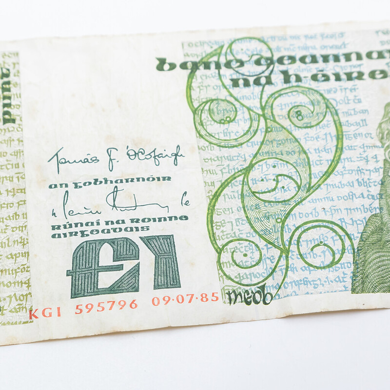 Ireland 1985 1 Pound / Punt Banknote #61485-3