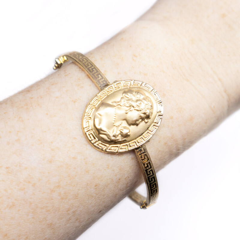 18ct Yellow Gold Cameo Meander Bangle 60mm #61259