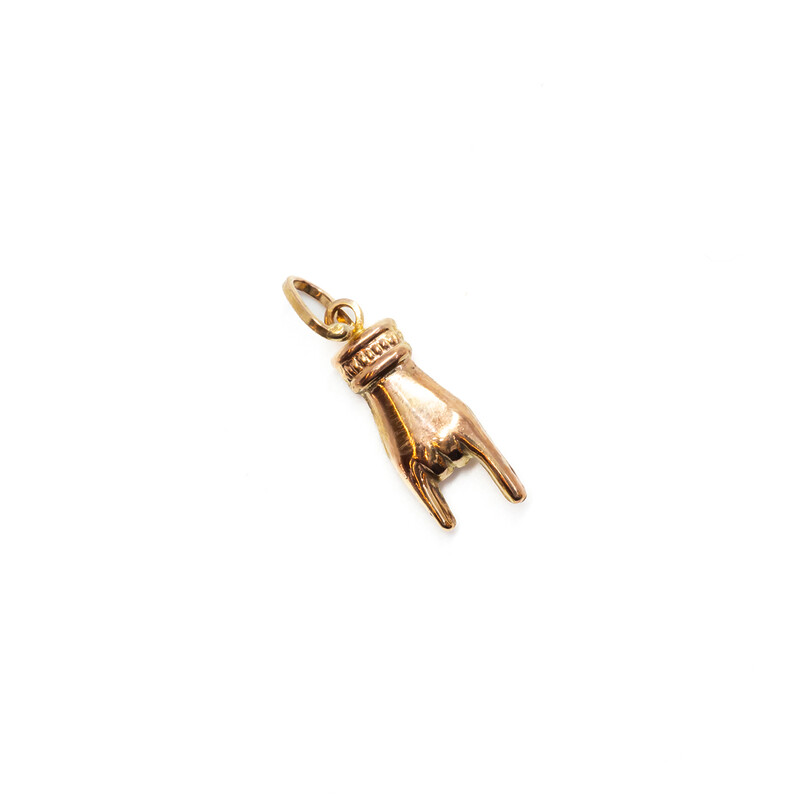 9ct Yellow Gold Italian Hand Mano Cornuto Charm #8940-1