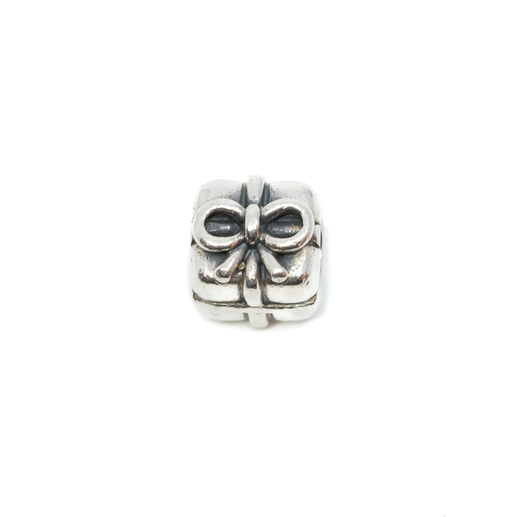 Pandora Sterling Silver Present Charm #60347-4 Pandora Sterling Silver Present Charm #60347-4 - Image 3