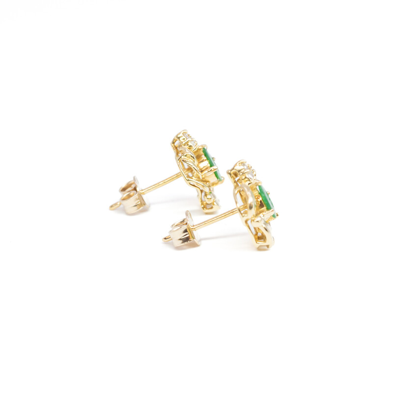 18ct Yellow Gold Jade & Diamond Stud Earrings #58313