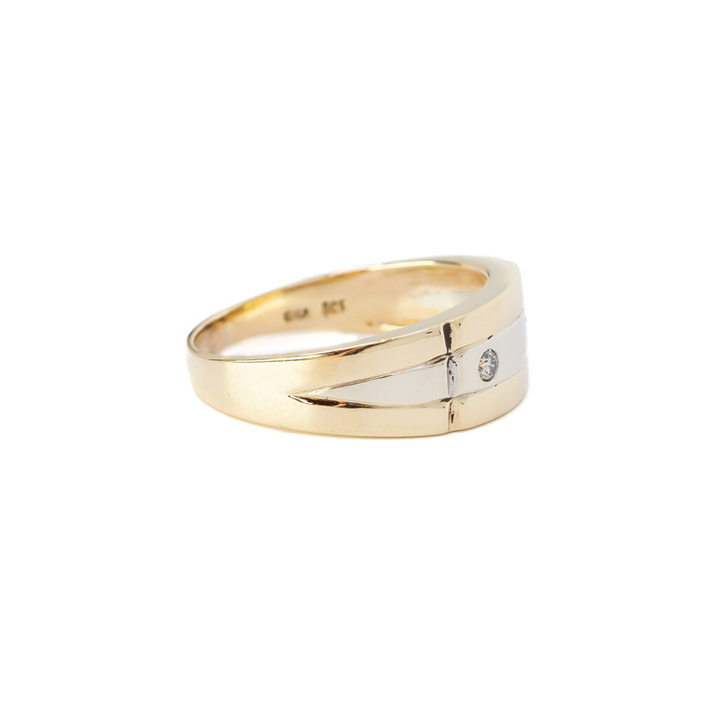 9ct Yellow Gold Diamond Men's Ring Size W 1/2 #61647