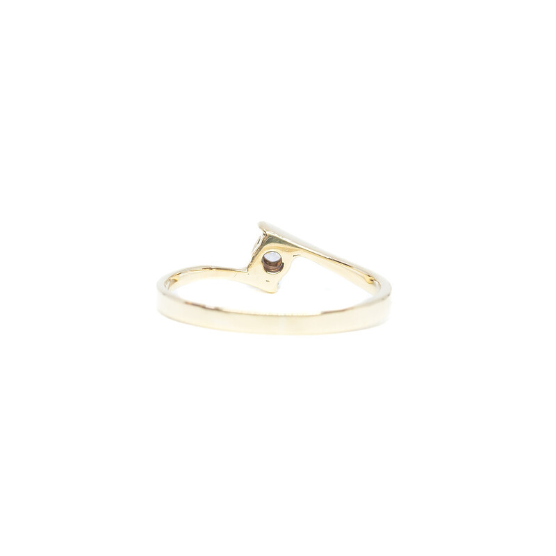 9ct Yellow Gold Solitaire CZ Ring Size M 1/2 #61580