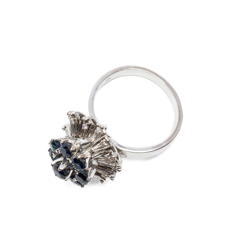Vintage 14ct White Gold Sapphire & Diamond Flower Ring Size Q #58030