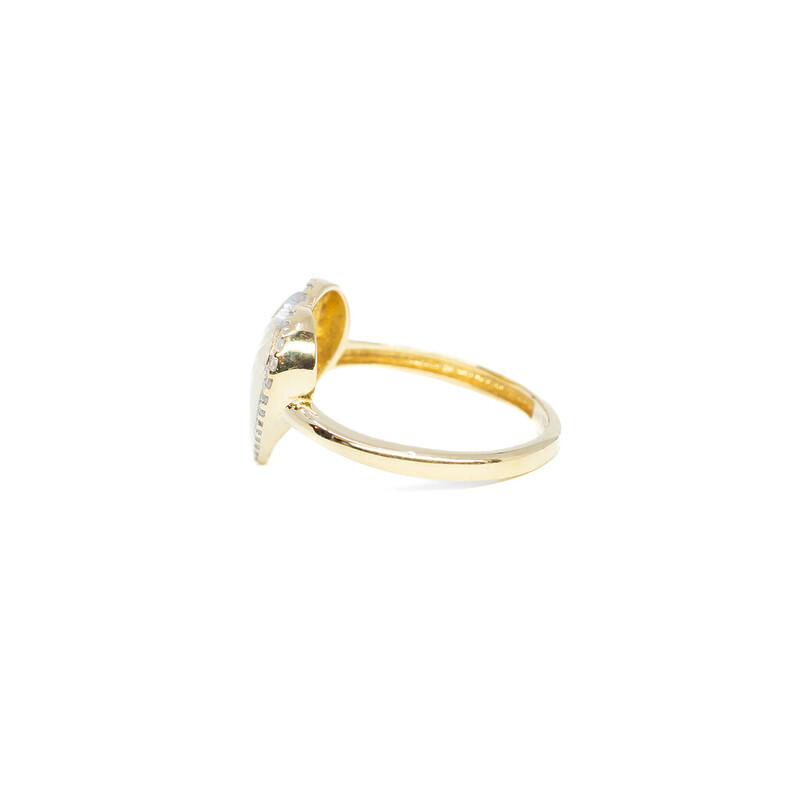 18ct Yellow Gold CZ Love Heart Ring Size J #61556