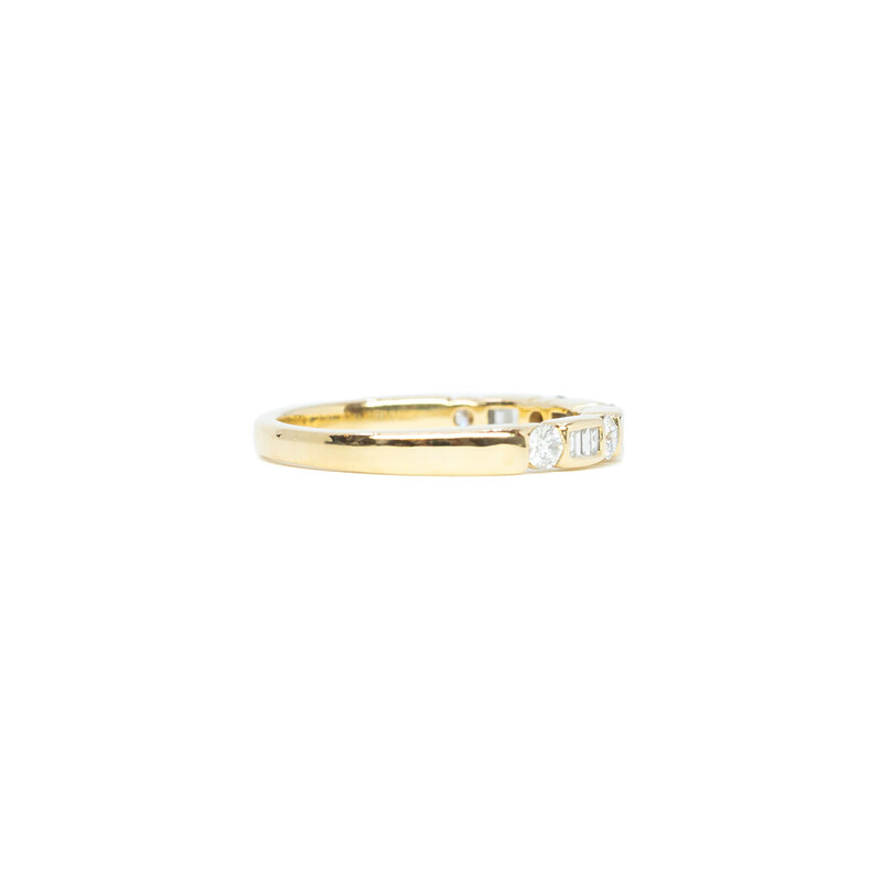 18ct Yellow Gold Diamond Eternity Round & Baguette Band Ring Size P #61649