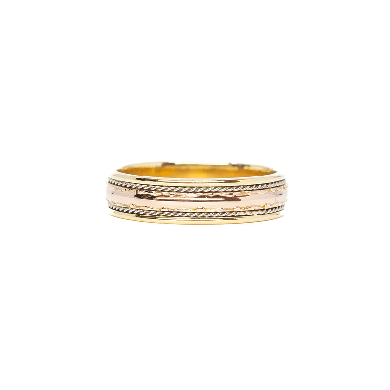 18ct Gold Two Tone Patterned Men's Band Ring Size W 1/2 #61542