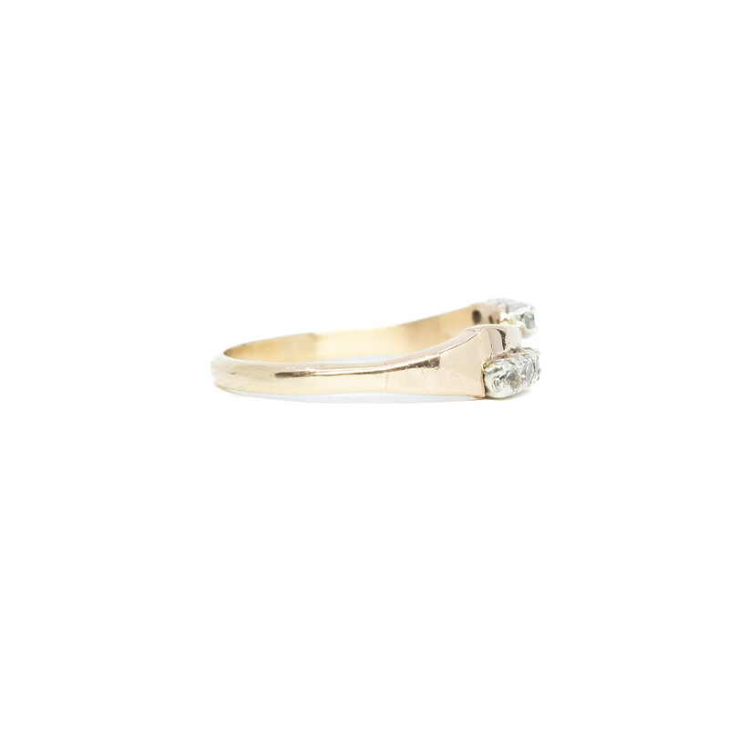 9ct Yellow Gold Abstract CZ Ring Size O #61877