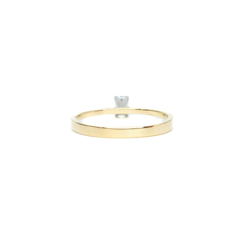 18ct Yellow Gold Rectangular Diamond Solitaire Ring Size L #61581