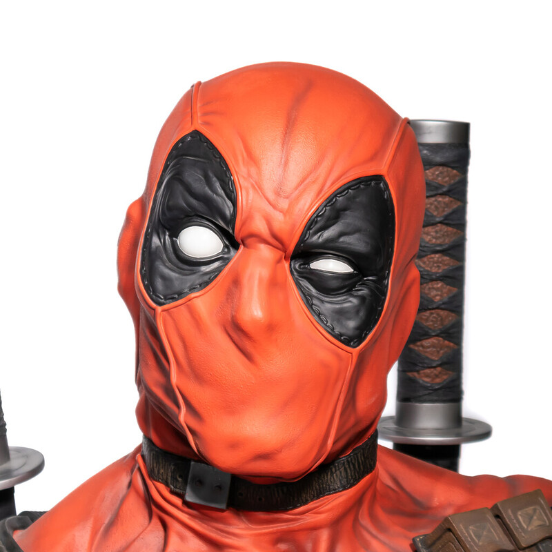 Marvel Deadpool Life Size Bust Sideshow c/2016 400292 - In Box #62580