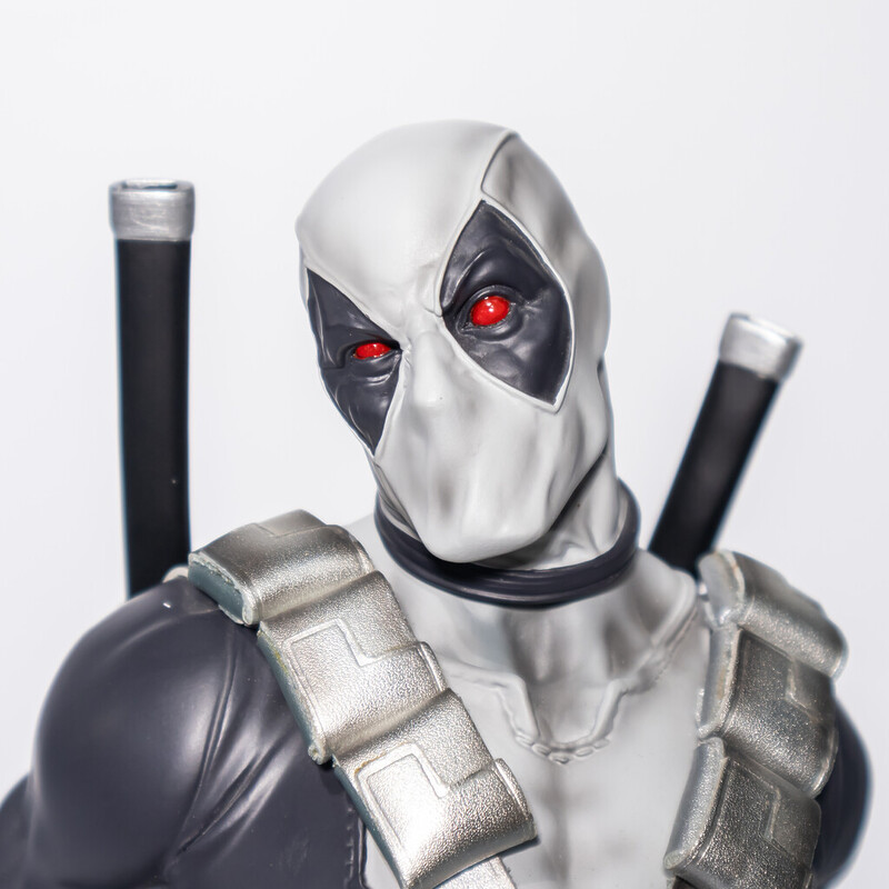 Deadpool X-Force Sideshow Premium 3001192 c/2010 Limited to 1500 - In Box #62594