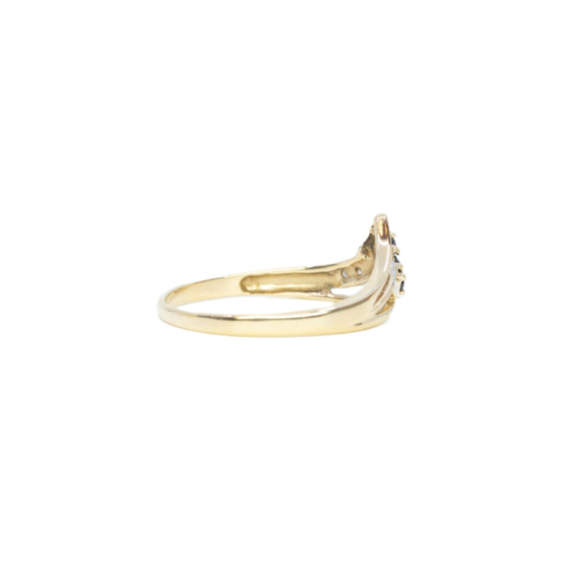 9ct Yellow Gold Sapphire & Diamond V Ring Size M #61350