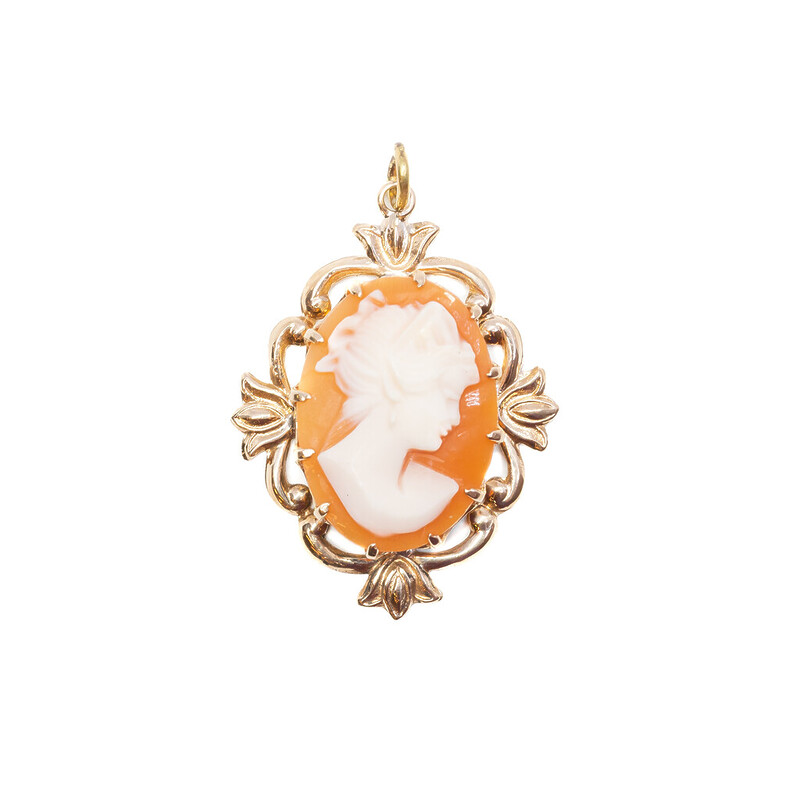 Antique Style 9ct Yellow Gold Ornate Cameo Pendant #44344