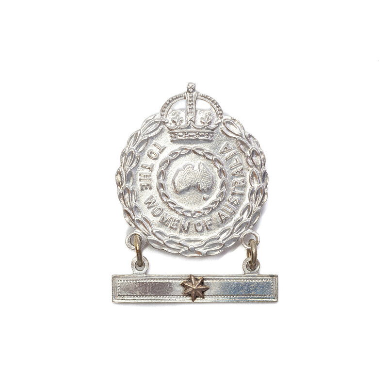 WW2 To the Women of Australia Badge Military One Star Bar Amor Sydney Pin #62204