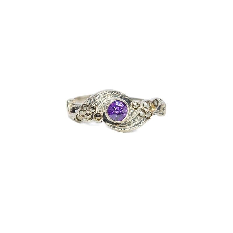 Sterling Silver Purple Stone & Marcasite Ornate Ring Size N #62678-7