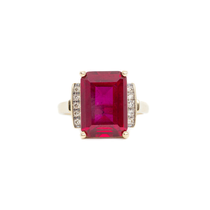 9ct Yellow Gold Large Synthetic Ruby & Diamond Cocktail Ring Size O #62381