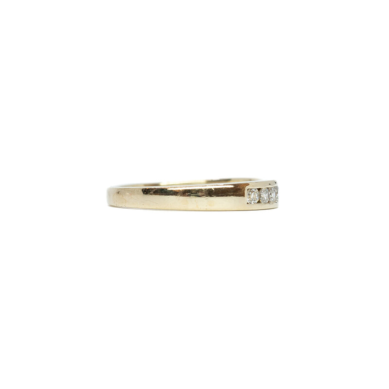 9ct Yellow Gold CZ Channel Band Ring Size M #62490