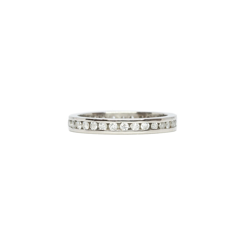 18ct White Gold Round Diamond Eternity Band Ring Size K #62661