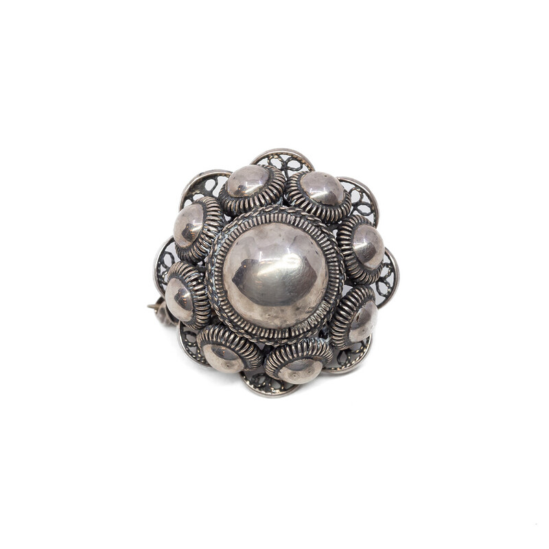 Vintage Sterling Silver Filigree Circles Brooch #62715