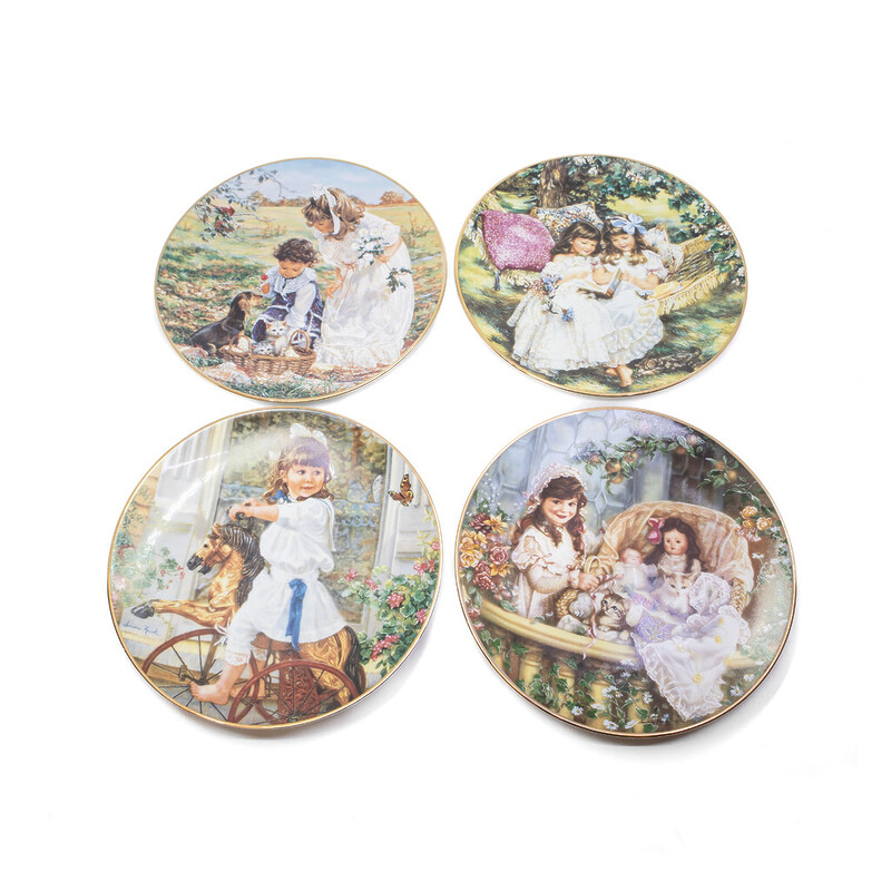 Royal Doulton Plates 8x Reco Usa Limited Edition Collector Plates Sandra Kuck Hearts and Flowers #58243