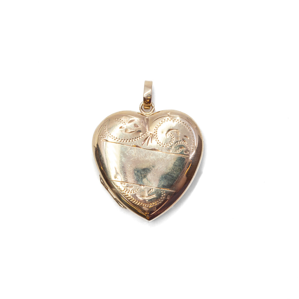 Vintage 9ct Yellow Gold Love Heart Locket Pendant #61341 Vintage 9ct Yellow Gold Love Heart Locket Pendant #61341
