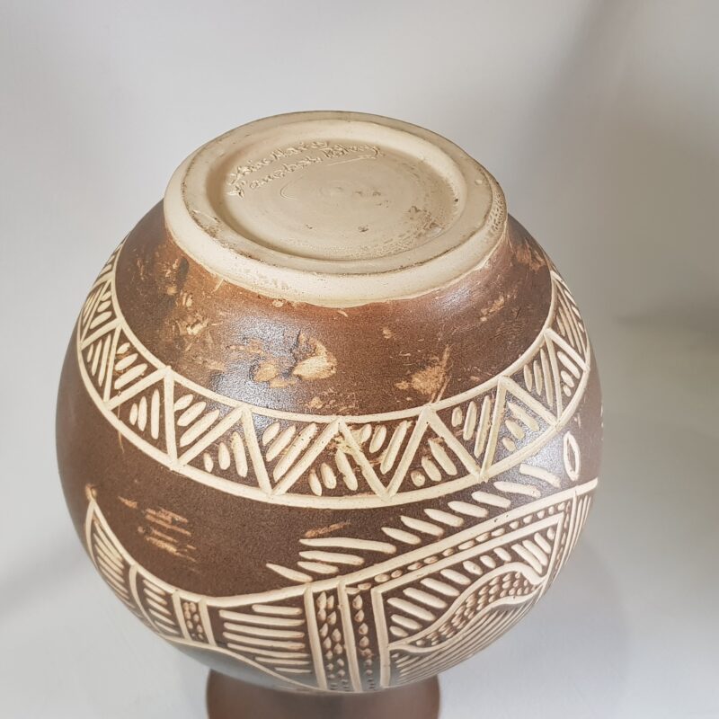 Vintage Indigenous Themed Clay Vase Made by Chris Harris / Yarrabah Pottery C.1970s #62360