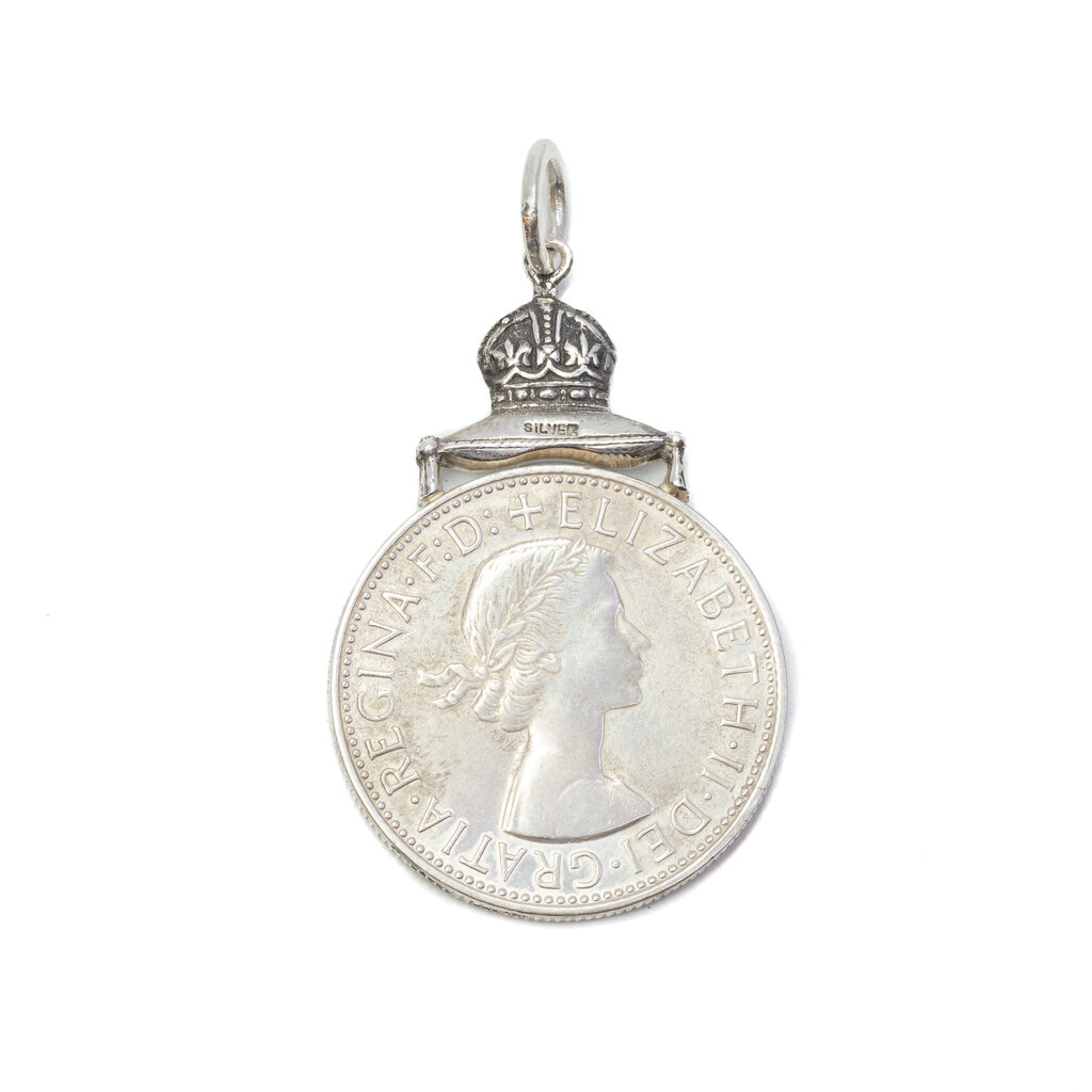 Vintage Sterling Silver Crown Pendant with 1963 Australia Florin #63240 Vintage Sterling Silver Crown Pendant with 1963 Australia Florin #63240 - Image 4